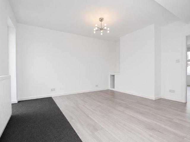 House for rent in Red Hill, Surrey