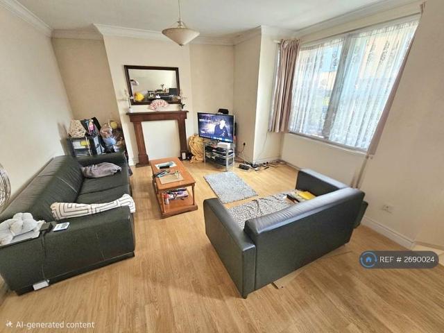 House for rent in Hayes, Greater London