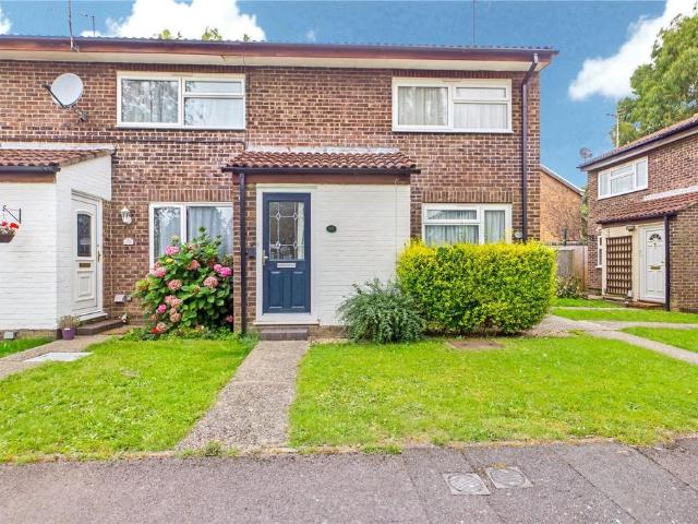 Flat for rent in Fords Farm, Holybrook