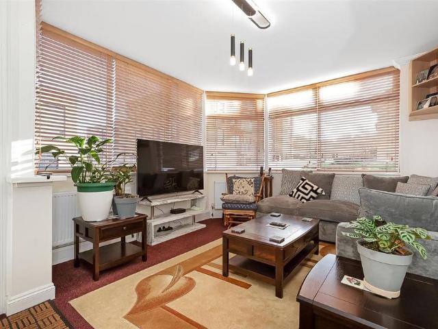 House for rent in London Borough of Croydon, Greater London