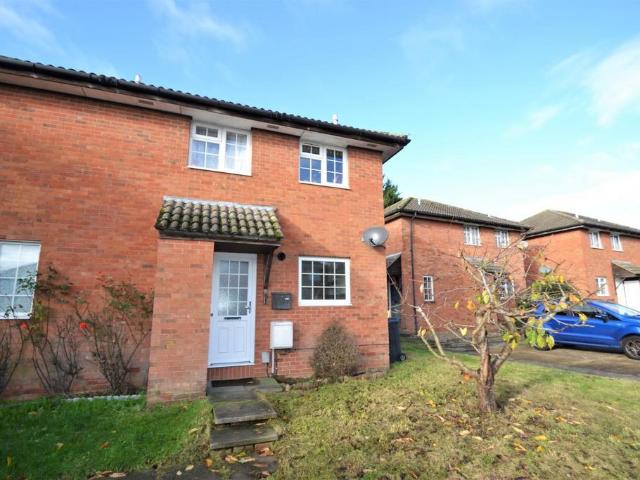 Flat for rent in Old Town, Shephall