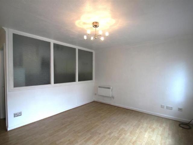 House for rent in Midway, Kent