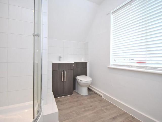 House for rent in Jackmans Estate, King's Walden