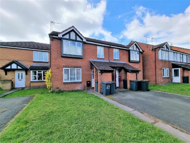 Flat for rent in Chilvers Coton, Camp Hill