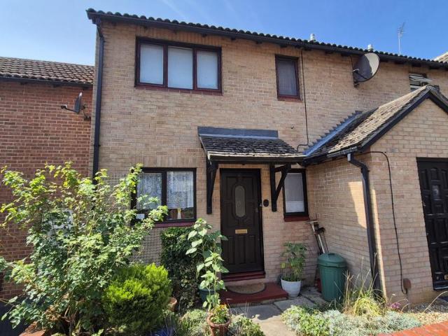Flat for rent in Uxbridge, London Borough of Hillingdon