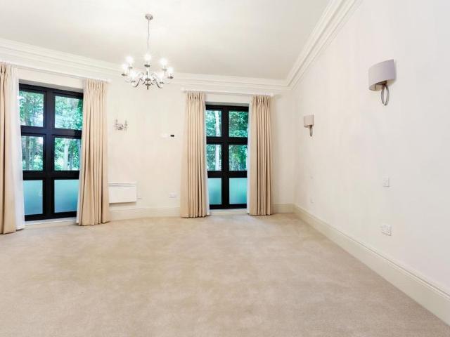 House for rent in Cranbourne, Winkfield