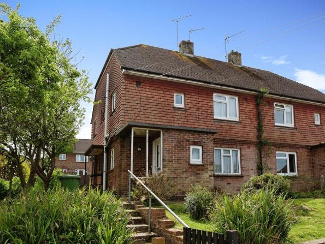 Flat for rent in Ramslye, Sandown Park