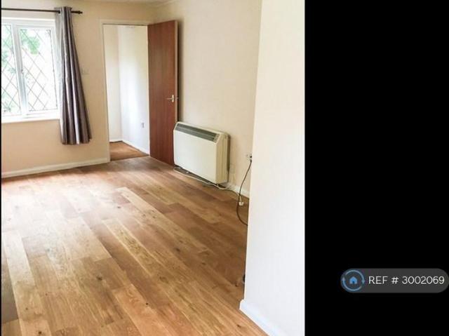 House for rent in Binfield