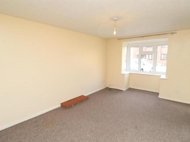 House for rent in Chilvers Coton, Camp Hill