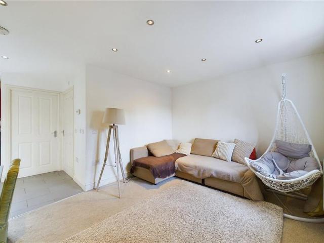 House for rent in Theale, West Berkshire