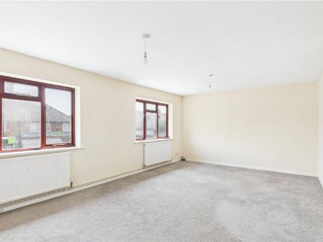 House for rent in Burstow, Hillview