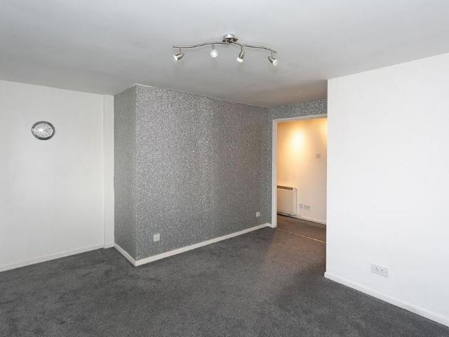 House for rent in Merry Hill, Hertsmere