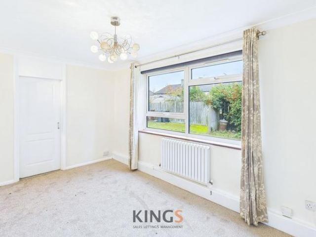 House for rent in Roe Green, Welwyn Hatfield