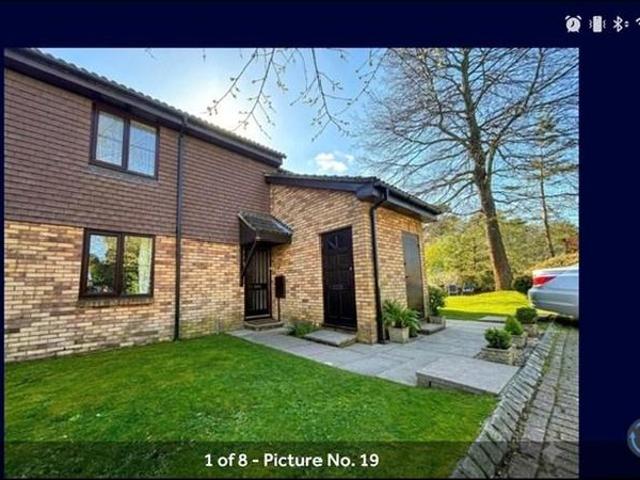 House for rent in Heatherside, Heol-las