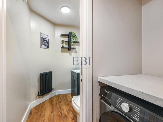 House for rent in Southborough, Sandown Park