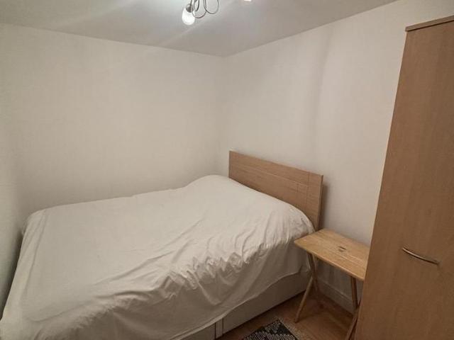 House for rent in London Borough of Hounslow, Greater London