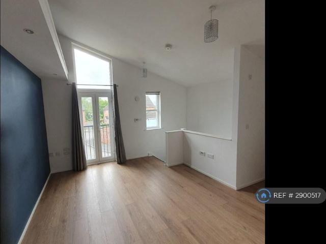 Flat for rent in Town, Merthyr