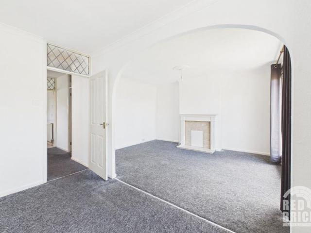 House for rent in Tollbar End, West Midlands