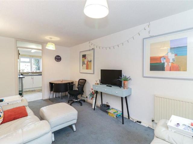 House for rent in Pouchen End, Hertfordshire