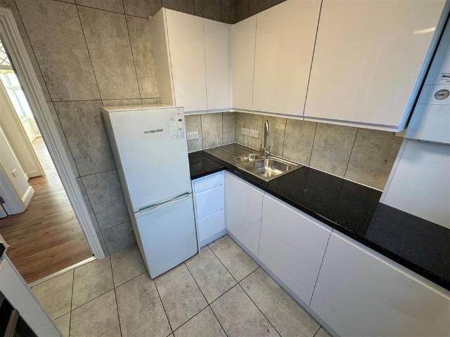 House for rent in Brent Cross, Isle Of Man