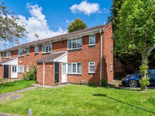 Flat for rent in Sutton Coldfield, Isle Of Man