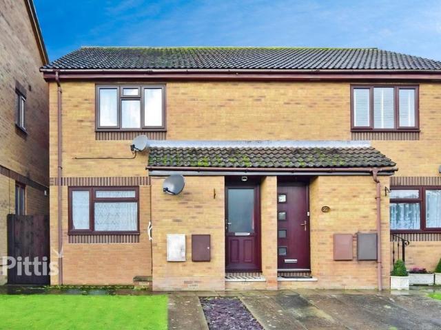 Flat for rent in Sandown, Isle Of Man