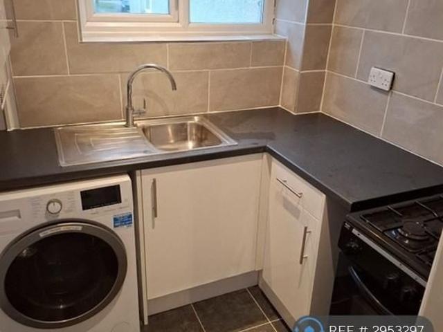 House for rent in Ernesford Grange, West Midlands