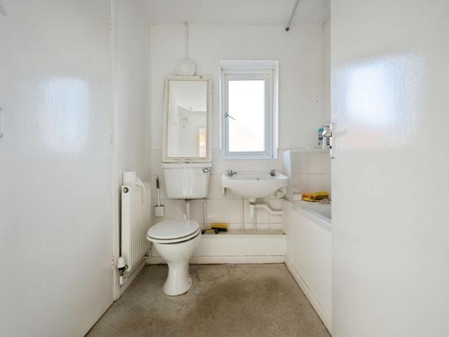 House for rent in Great Linford, Milton Keynes