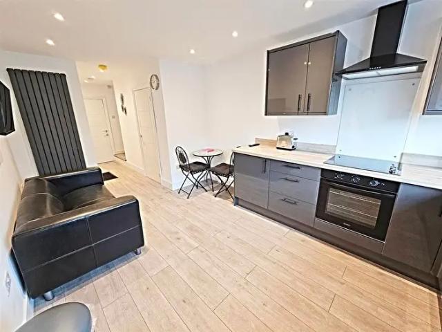Apartment for rent in Llantwit Fardre, Beddau