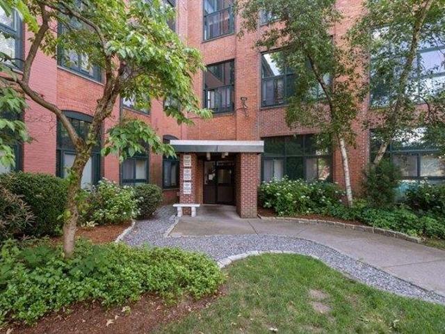 Condo for sale in Bristol, Massachusetts