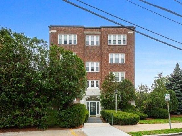 Condo for sale in Medford, Massachusetts