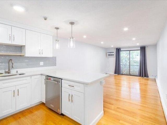 Condo for sale in West Medford, Medford