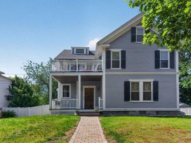 Condo for sale in Melrose, Massachusetts
