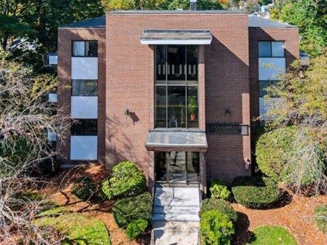 Condo for sale in Melrose Highlands, Melrose