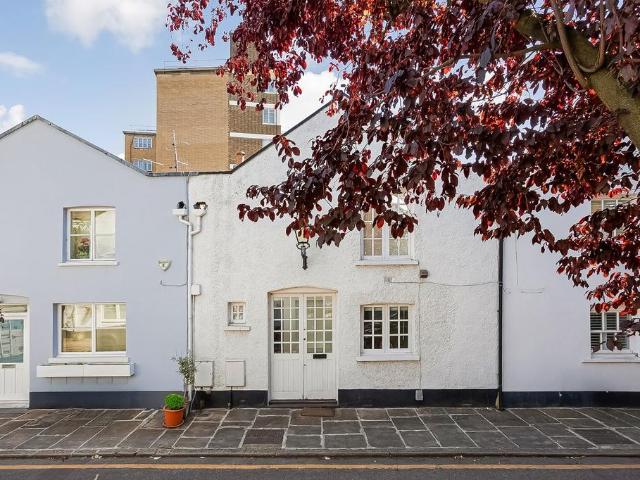 House for sale in South Kensington, Isle Of Man