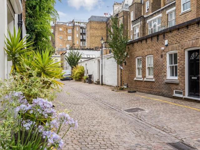 House for sale in South Kensington, Isle Of Man