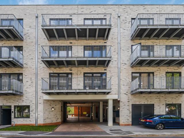House for sale in London Borough of Ealing, Greater London