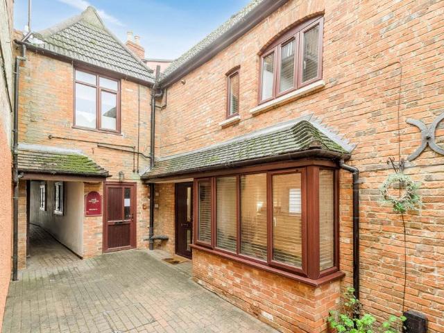 House for sale in Green Park, Milton Keynes