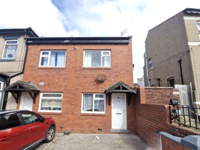 Townhouse for rent in Foxhall, Blackpool