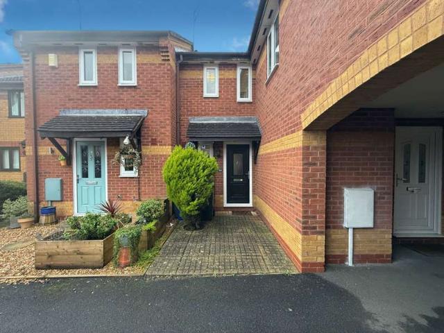 Townhouse for sale in Audnam, Amblecote