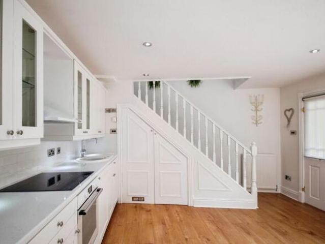 Townhouse for sale in Fulwood, South Yorkshire