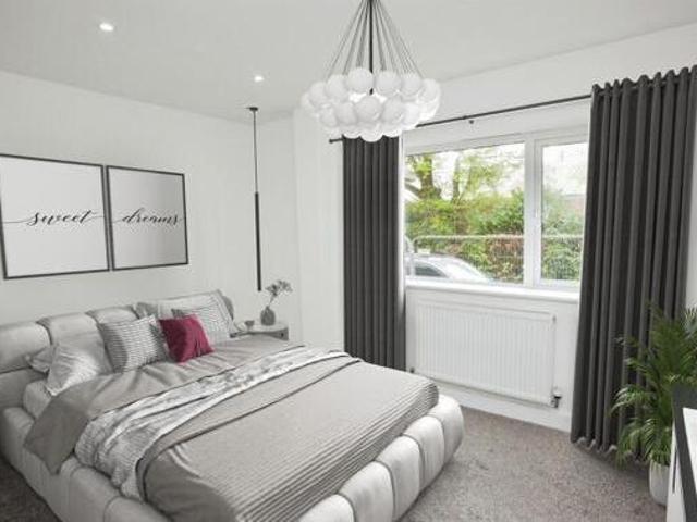 House for sale in Middlecroft, Hampshire