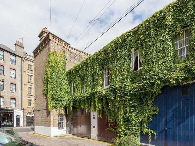House for rent in Kensington, Greater London