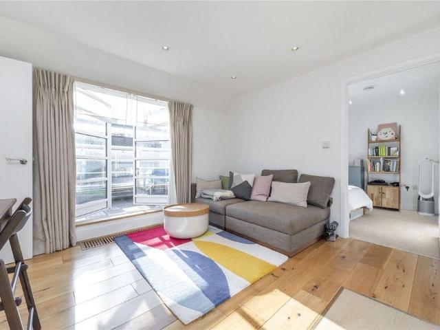 Apartment for rent in London Borough of Camden, Greater London