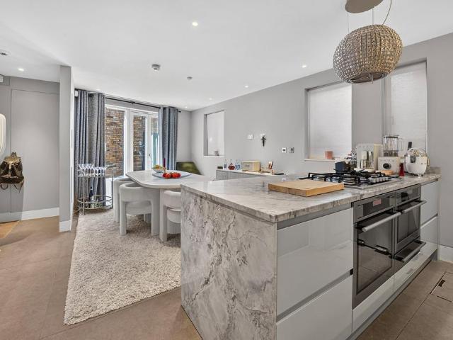 House for rent in Notting Hill, Greater London