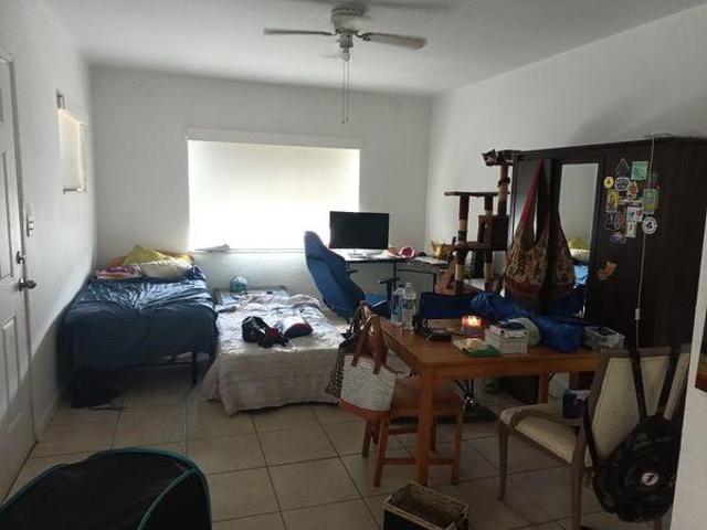 Room for rent in Miami Beach, Florida