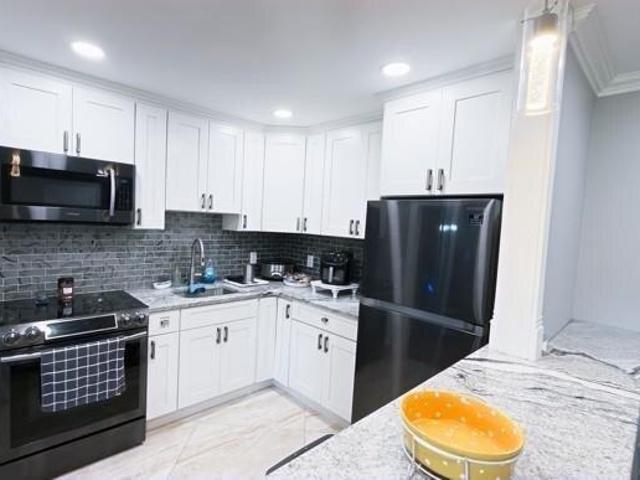 Condo for sale in Midland Park, New Jersey