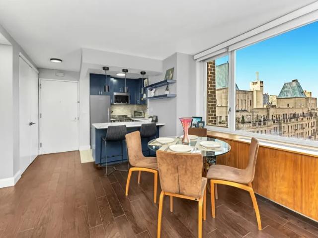 Apartment for sale in Arverne, New York