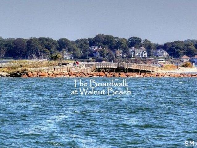 Condo for sale in Milford, Connecticut