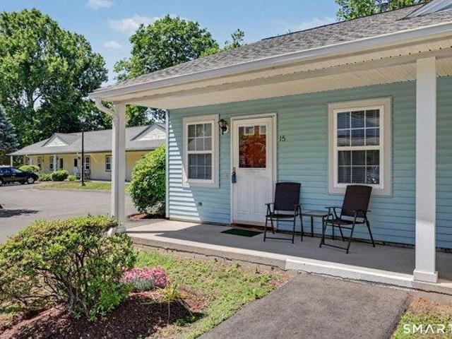 Condo for sale in Milford, Connecticut